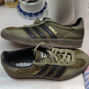 Adidas Gazelle Men's Sneakers in Olive and Black